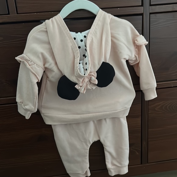NWOT Disney Baby Minnie Mouse Matching Set | 6-9 months - Picture 3 of 8